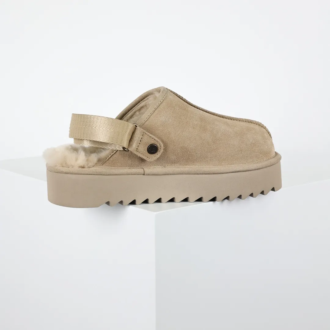 Copywriting price 💰540 The core recommendation is good price. The platform’s foreign trade is exclusively for UGG Tazz women’s snow boots 1166734. Produced by the ten-year-old brand shoemaking factory production line. Pay attention to every detail. Longfeng A-grade genuine sheep fur is integrated. It is built in full compliance with the ZP process. Size: 35 36 37 38 39 40 41